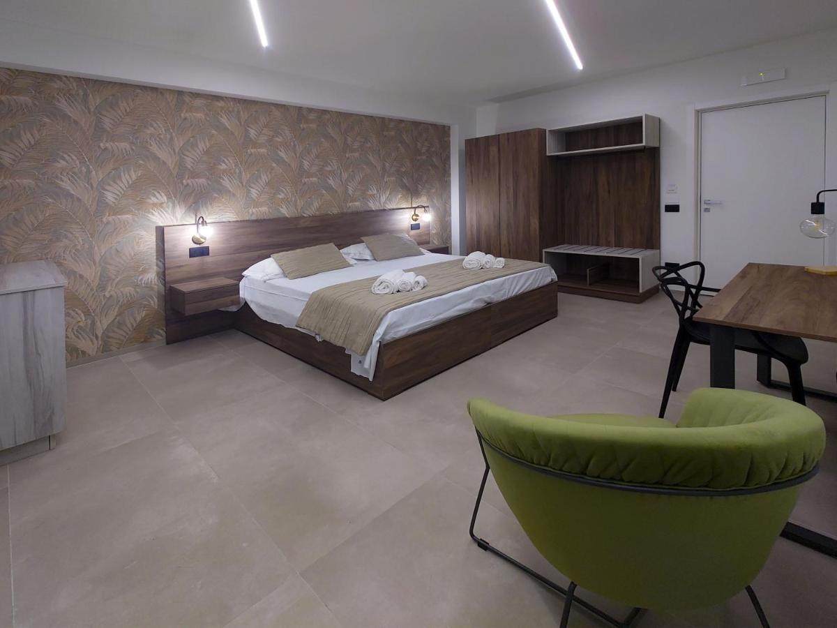 Don Turi - Charming Room Giardini-Naxos Exterior foto